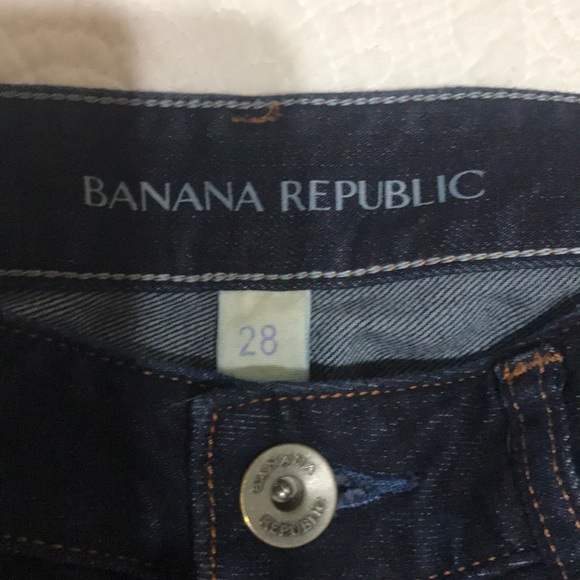 Never worn classic Banana Republic boot cut jeans - Picture 4 of 6